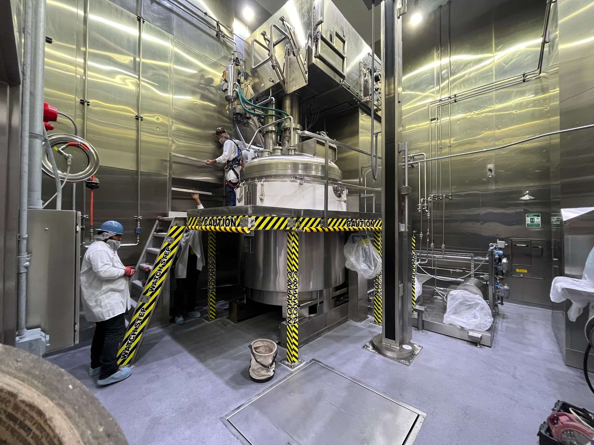 Stainless steel process equipment installation